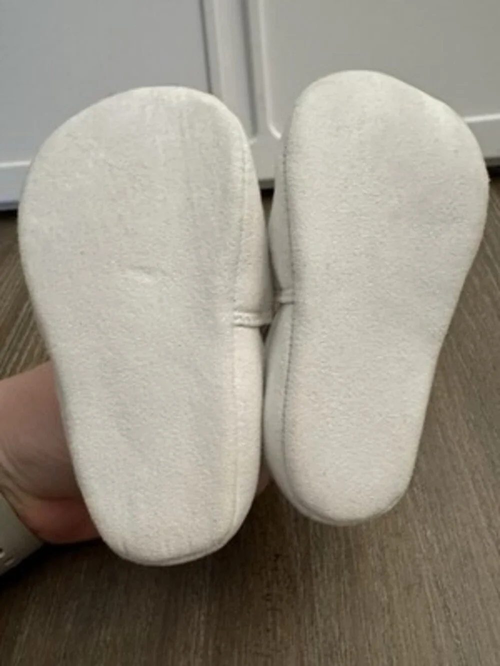 Carter's Cat Face Baby Slip-On Slippers Embroidered Fabric White 3-6 Months